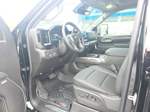 New 2026 Chevrolet Silverado 2500 LTZ w/ LTZ Convenience Package image 14