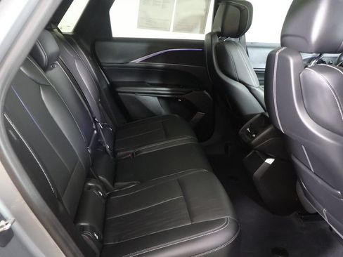 Used 2024 Cadillac Lyriq Luxury RWD image 34