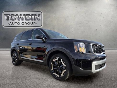 Used 2025 Kia Telluride EX FWD image 2