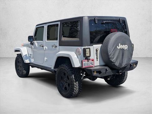 Used 2018 Jeep Wrangler Unlimited Sahara w/ Trailer Tow Group image 8