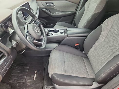 Used 2023 Nissan Rogue SV AWD/4WD image 18