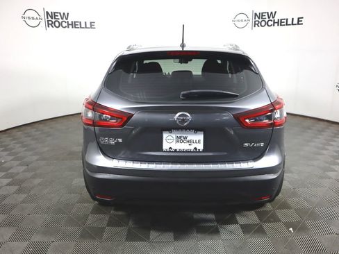 Used 2021 Nissan Rogue Sport SV image 7
