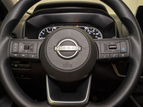 Certified 2024 Nissan Rogue SV image 18