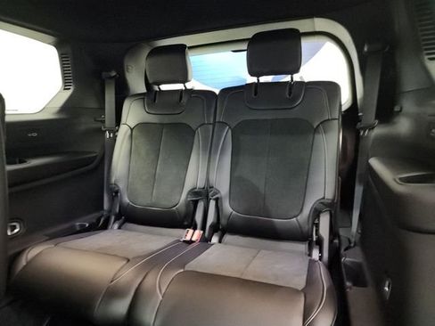 New 2025 Jeep Grand Cherokee L Altitude image 37