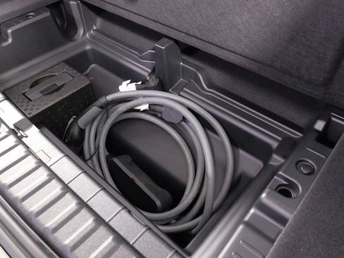 Used 2023 BMW iX xDrive50 w/ Premium Package image 65