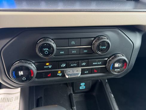 Used 2025 Ford Bronco Big Bend image 26