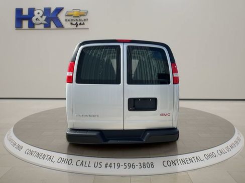 Used 2025 GMC Savana 2500 RWD image 5