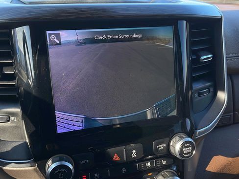 Used 2019 RAM 2500 Laramie image 17