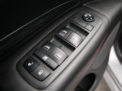 Used 2021 Dodge Durango R/T w/ Tow 'N Go Package AWD/4WD image 17