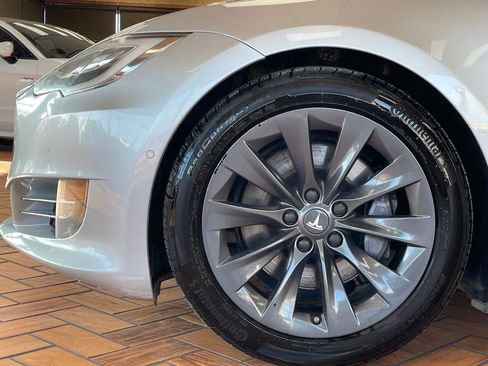 Used 2017 Tesla Model S 75D image 5