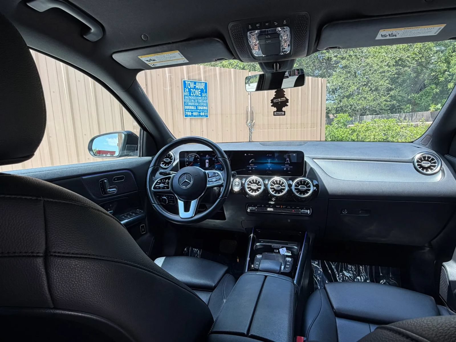 Used 2021 Mercedes-Benz GLA 250 w/ Premium Package image 16