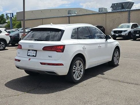 Used 2018 Audi Q5 2.0T Premium Plus w/ Premium Plus Package AWD/4WD image 3