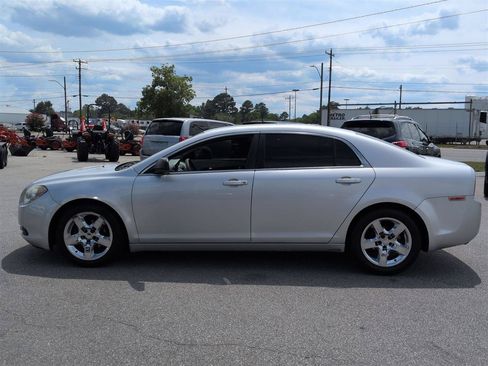 Used 2011 Chevrolet Malibu LS FWD image 6
