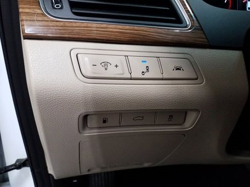 Used 2015 Hyundai Sonata Limited w/ Option Group 06 image 11