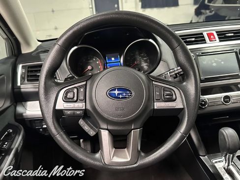 Used 2017 Subaru Outback 2.5i AWD/4WD image 36