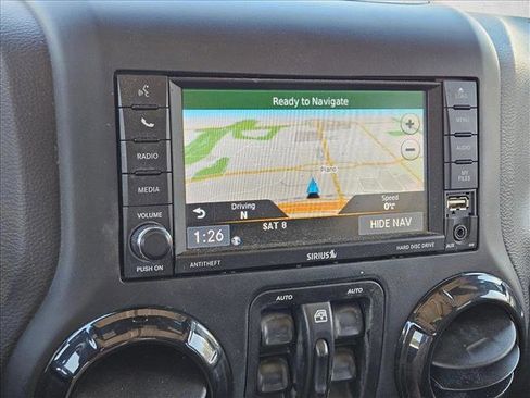 Used 2018 Jeep Wrangler Unlimited Sahara AWD/4WD image 13