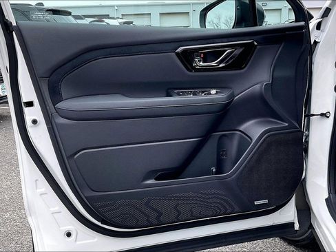 Certified 2026 Subaru Forester Limited image 22