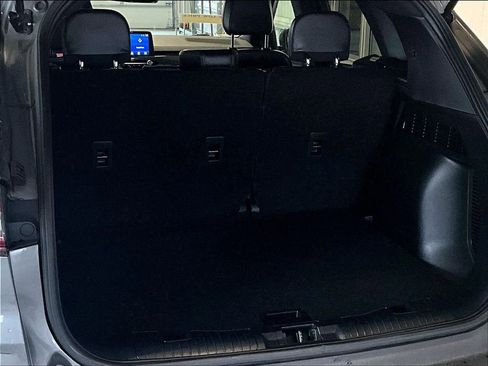 Used 2025 Ford Escape ST-Line image 35