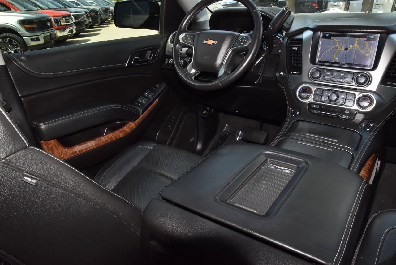 Used 2019 Chevrolet Tahoe Premier AWD/4WD image 16
