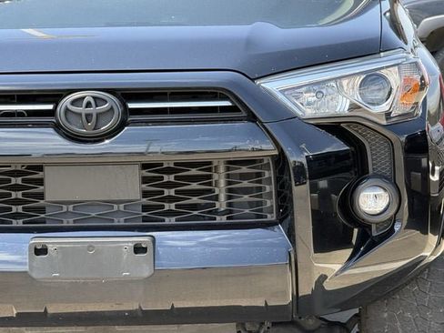 Used 2023 Toyota 4Runner SR5 Premium w/ Moonroof Package AWD/4WD image 7