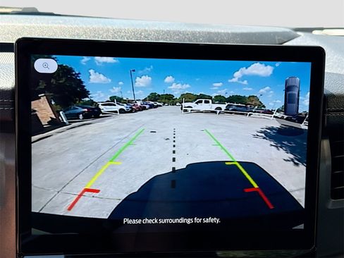 Used 2024 Ford Expedition XLT image 14