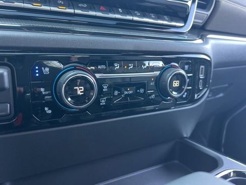 Used 2025 Chevrolet Silverado 1500 ZR2 w/ Technology Package image 21