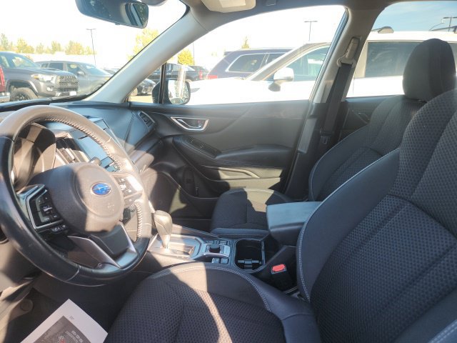 Used 2020 Subaru Forester Premium AWD/4WD image 9