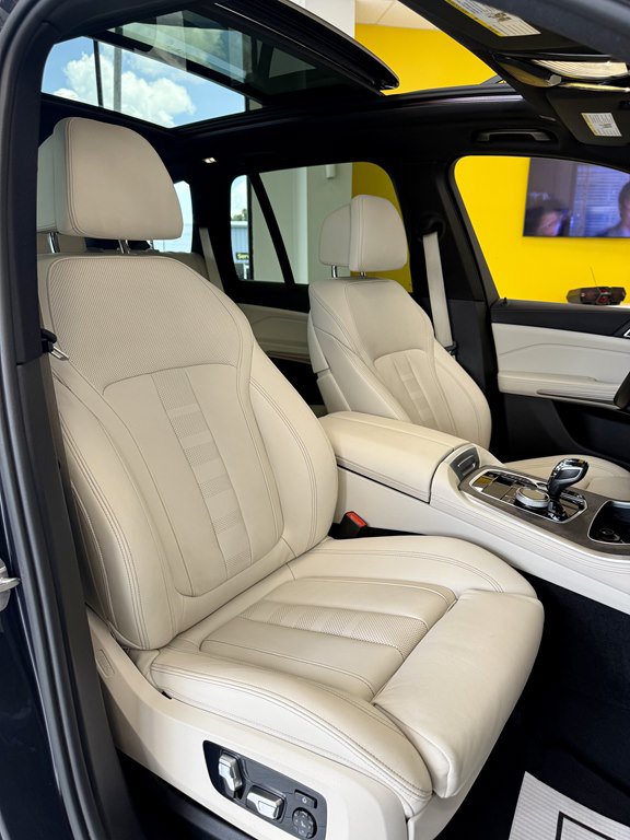 Used 2020 BMW X5 sDrive40i w/ Premium Package RWD image 16