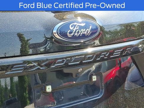 Used 2018 Ford Explorer Sport w/ Equipment Group 401A AWD/4WD image 38