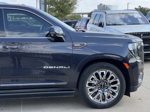 Used 2024 GMC Yukon Denali Ultimate image 12