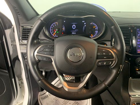 Used 2020 Jeep Grand Cherokee High Altitude RWD image 19