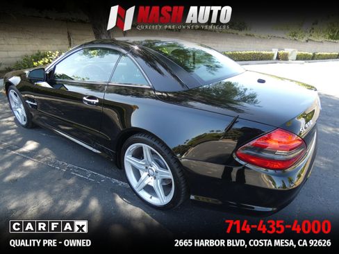 Used 2011 Mercedes-Benz SL 550 w/ Premium I Pkg image 52
