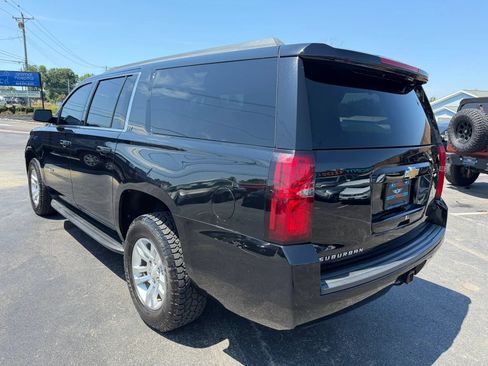 Used 2020 Chevrolet Suburban LT AWD/4WD image 5