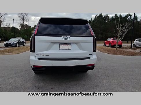 Used 2021 Cadillac Escalade ESV Sport Platinum w/ Heavy-Duty Trailer Package image 31