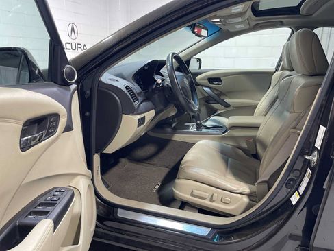 Used 2015 Acura RDX AWD w/ Technology Package image 2