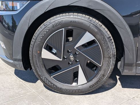 Certified 2026 Hyundai Ioniq 5 SEL AWD/4WD image 13
