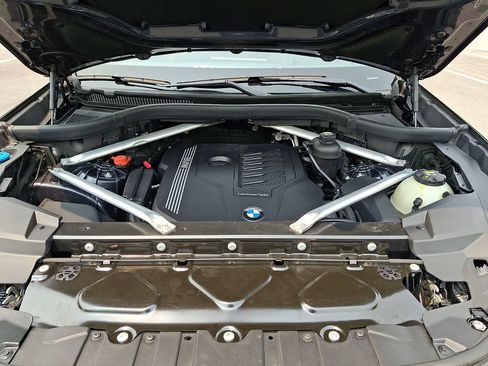 Used 2020 BMW X5 xDrive40i w/ Premium Package AWD/4WD image 28