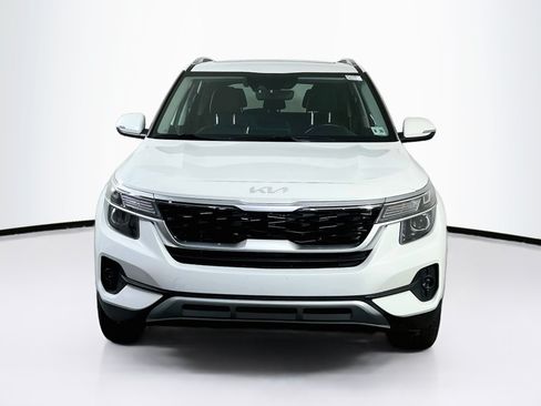 Used 2022 Kia Seltos EX AWD/4WD image 2