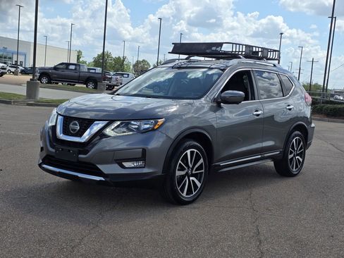 Used 2019 Nissan Rogue SL AWD/4WD image 1