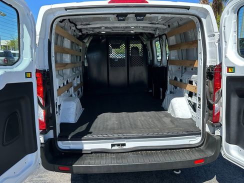 Used 2022 Ford Transit 250 Low Roof w/ Exterior Upgrade Package RWD image 16