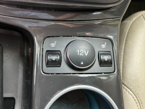 Used 2015 Ford Escape Titanium AWD/4WD image 22