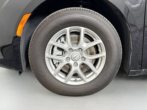 New 2026 Chrysler Voyager LX image 31