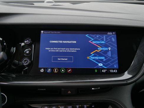 Used 2021 Buick Envision Essence w/ Technology Package I image 34