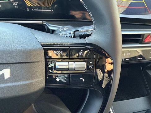 New 2026 Kia Sorento LX image 11