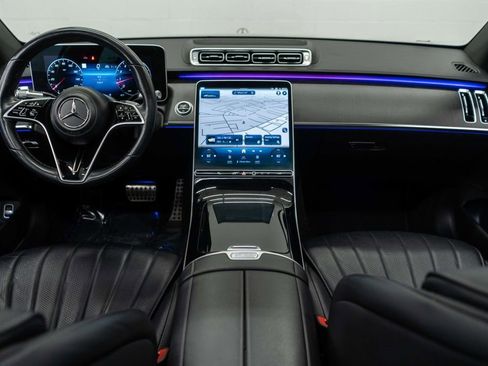 Used 2022 Mercedes-Benz S 500 4MATIC w/ AMG Line Package image 9