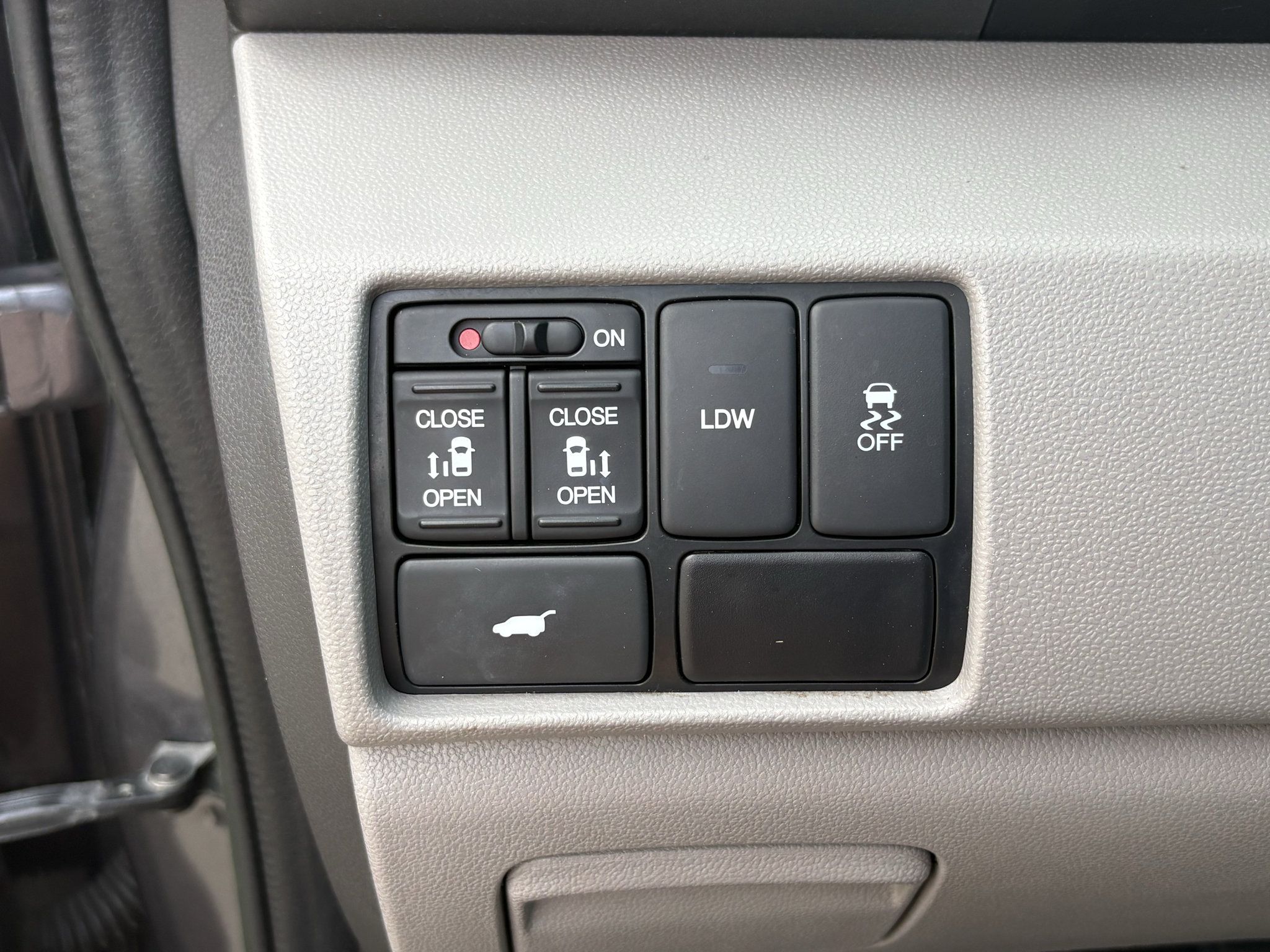 Used 2016 Honda Odyssey EX-L image 12
