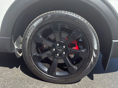 Used 2020 Ford Explorer ST w/ ST Street Pack AWD/4WD image 8