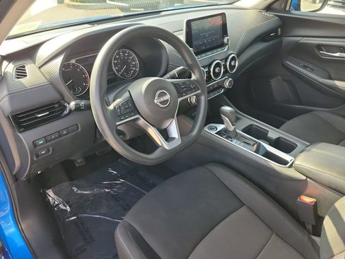 Certified 2025 Nissan Sentra SV FWD image 13