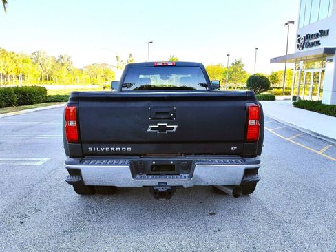 Used 2018 Chevrolet Silverado 3500 LT w/ LT Convenience Package image 7