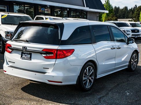 Used 2022 Honda Odyssey Touring image 11